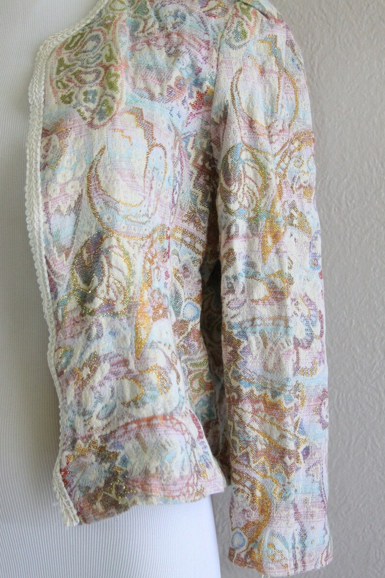 Chic vintage floral carpet jacket with golden embroidery Etsy