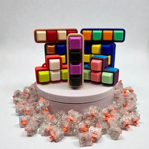 Fidget Clicker – Mechanical Keyboard with 20 Keycaps, Stress Relief Gift