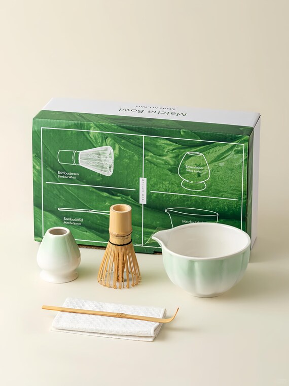 ミントグリーンの抹茶セット：モダンな日本の陶器製茶碗 - Etsy 日本