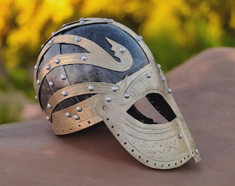 バイキングの鋼鉄ヘルメット – 戦士と歴史を生きる人々のための10世紀