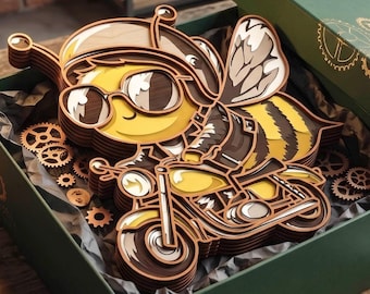 Biker Bee SVG/ Motociclista a strati/ Cricut/ Taglio laser/ Design digitale/ Decorazione in legno