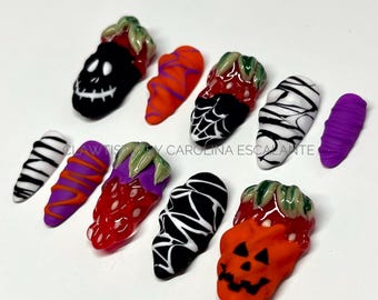 SPOOKY CHOCO-BERRIES | 3D Strawberry Nails