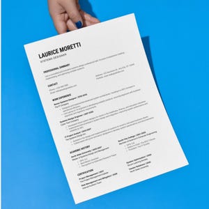 ATS Friendly Resume Template: Minimalist CV Design (Editable)