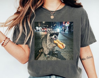 Waschbär Essen Hot Dog Shirt Lustig Street Food Tee Urban Night Foto Grafik T-Shirt Coole Sonnenbrille Tier Unisex Geschenk