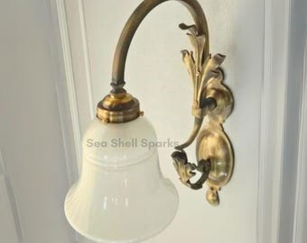 アールデコ調真鍮製ウォールランプ｜ミルクガラス製アンティーク調照明器具