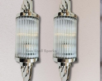 アールデコ調の壁付け照明、ニッケル仕上げの真鍮と透明ガラスのスカイスクレイパーライトのペア