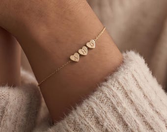 Custom Tiny 3D Initial Heart Charm Bracelet, Gold Letter Bracelet, Custom Heart Bracelet, Minimalist Gold Letter, Mothers Day Gift