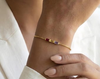 Pulsera de piedra natal personalizada de oro de 18 quilates, pulsera de piedra natal en talla baguette, regalo personalizado para mamá y abuela, regalo para el Día de la Madre, regalo para mujer.