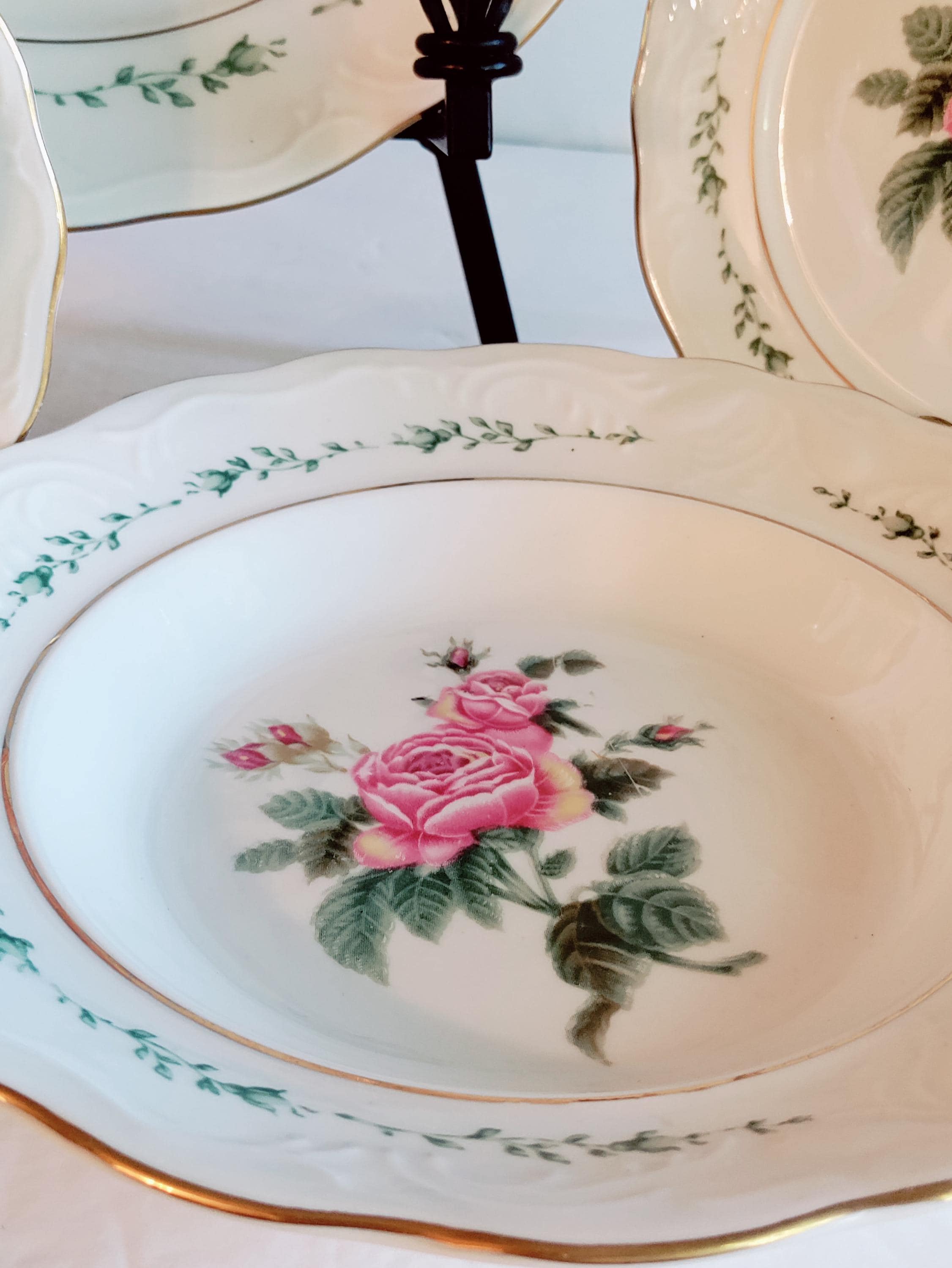 5 PC Gibson Victorian Rose Place Settings Dinner Plate, Salad