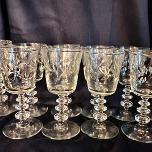 Set of 5 tall champagne sherbert glass Laurel Wreath 1947 Discontinued 5.5"