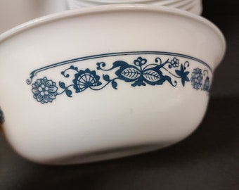 Corelle corning ware Old Town Blue butter dish, pie plate, cereal bowls all sizes