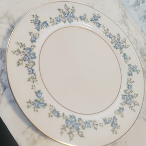 Set of 4 Noritake 22k gold China 10.5 Blue floral China Dinner plate exceptional Vintage