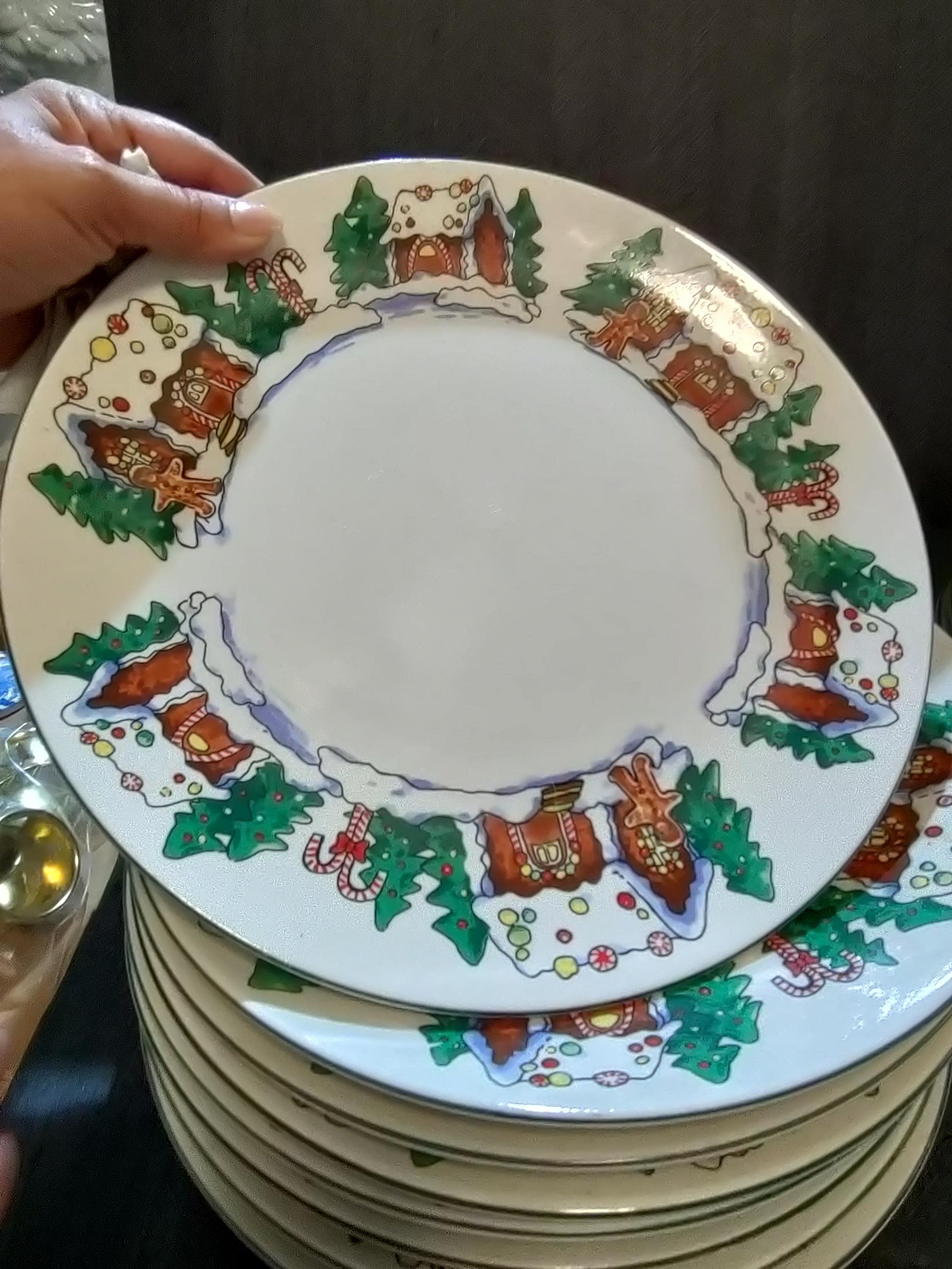 26 PC Crofton Gingerbread Christmas Dinnerware Set for 8,