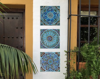 3 schöne Wandbehang Keramikfliesen für Gartendekor mit ethnischen Designs, Boho Wandkunst, rustikale Wohnkultur, Tile Art, Mix 20cm Türkis