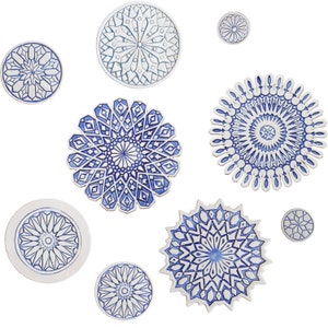 arte de pared Marroqui hecho de cerámica conjunto de 8 piezas - círculos Marroqui en azul - baldosas de cerámica