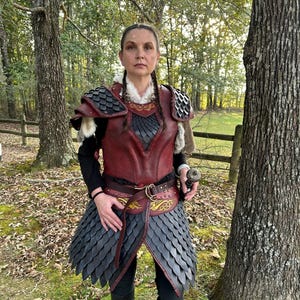 Handmade Women's Dragon Scale Leather Armor: LARP Cosplay Costume - Etsy