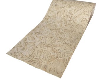 Impiallacciatura in radica di acero ricostituita, color oro, ideale per progetti fai-da-te, restauro di mobili, impianti audio, interni auto e pannellature. Dimensioni: 58 x 250 cm.