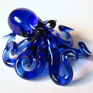 Small Glass Octopus pendant Transparent Cobalt Blue