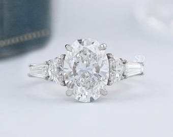 Oval Cut Lab Grown Diamond Five Stone Ring / Claw Prong Set Diamond Wedding Ring, CVD Diamond Proposal Ring / 14K Solid Gold Bridal Ring