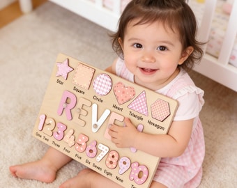 パーソナライズされた木製名前パズル - 1～10の形と数字が付いたカスタムベビーギフト、カスタマイズされた背面彫刻、ベビーシャワー、1歳の誕生日ギフト