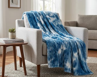 High Quality Blanket, Elegant Sky Blue Flannel Fleece Throw Blanket