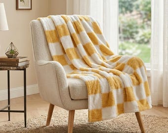 Flannel Panda Fleece Soft Blanket – 100% Polyester, Cozy Yellow