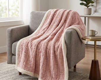 Thickened Coral Fleece Bed Blanket, Soft Pink Imitation Lambswool