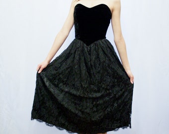 STRAPLESS VELVET DRESS - Vintage Party Dress - Floral Lace - Small