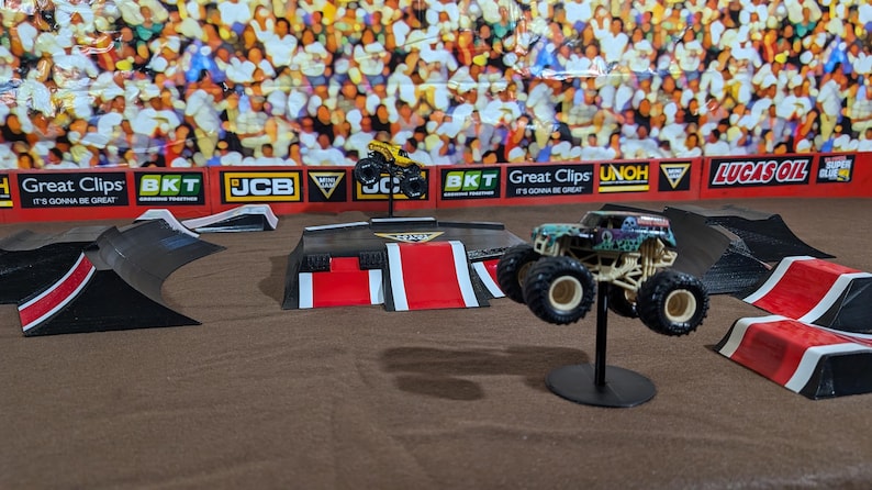 3D-utskrivet monstertruckrampset: 1/64 skala gjuten arena bild 2