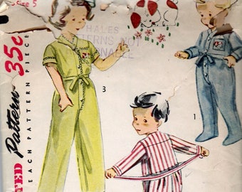 1950s Child's One Piece Pajamas With Drop Seat & Tie Waist Long Or Short Sleeves Simplicity 4130 Size 5 Chest 23 1/2" Vintage Sewing Pattern