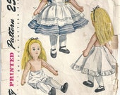 1950er Jahre Alice im Wunderland-gefüllte Stoff Puppe Hose Rutschen Kleid und Schürze 18-19