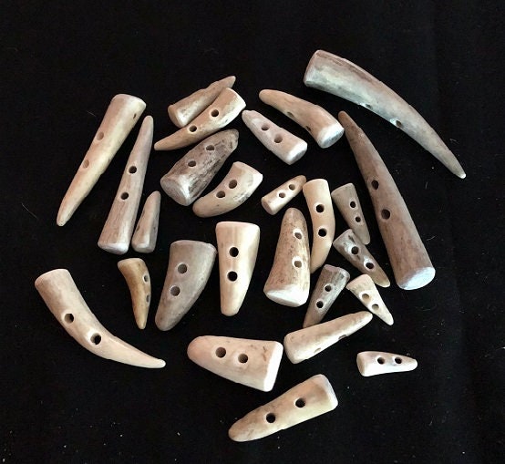 DiER 10 x 50mm Large Horn Imitation Tooth Toggle Buttons For Jacket Coat  Blazer Cream bone BLACK