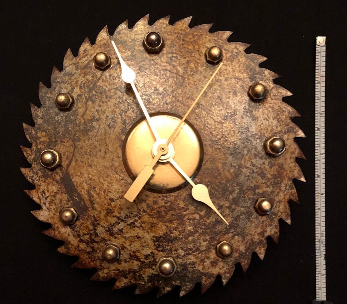 6.5 Vintage Saw Blade Clock - Etsy