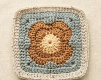 Egg Flower Granny Square, Retro Floral Motif for Blanket, Crochet Pdf Pattern