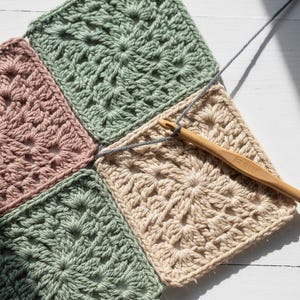 How to Join Granny Squares: Professional Methods PDF Photos Tutorial, Guide for Blankets, Throws