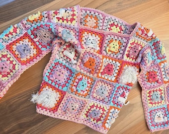 Cat Crochet Granny Pullover: Cat Crochet Sweater for Kitty Women