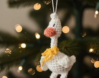 Christmas Goose Crochet Ornament, Handmade Goose Ornament, Christmas Duck Keychain, Duck Crochet Charm