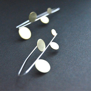 Punkt Ohrringe, Messing und Silber Ohrhänger, Metallohrringe, Schmuck aus Messing