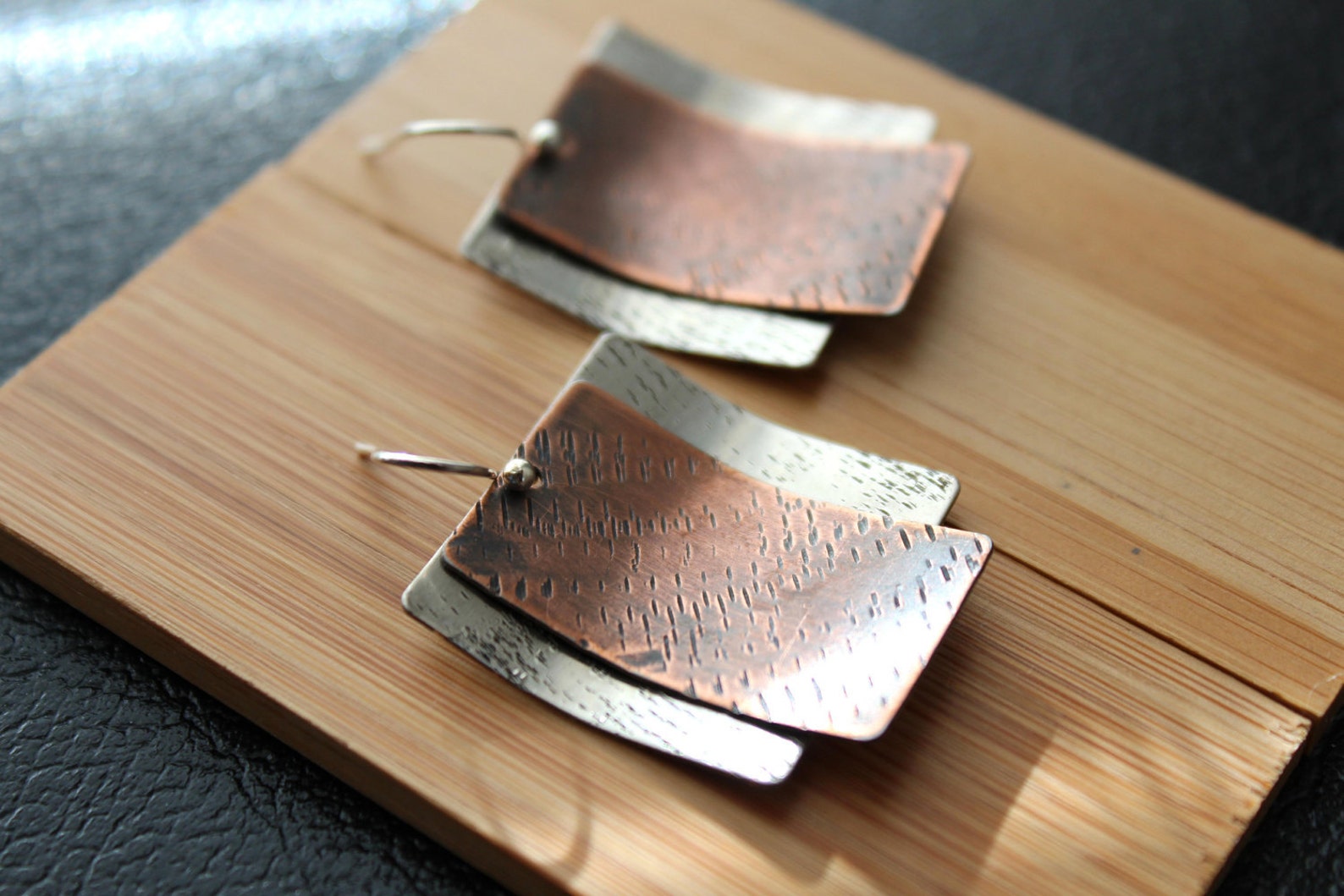 Серьги этнический стиль лягушка метал. Mixed metal. Mixed metal. Starlinger украшения. Армянские украшения из меди серебра.