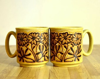 Relief Incision Floral Pattern Glazed WP Ceramic Coffee Mugs Made in England Three Finger Handle