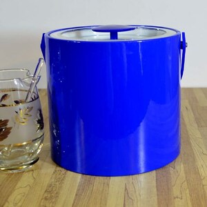 Vintage Georges Briard Cobalt Royal Blue Vinyl Ice Bucket and Tongs Made in the USA image 3