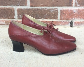 wingtip heels