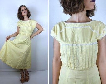 vintage 50s Charming YELLOW Full Skirt DAY DRESS Small pleated lace trim pinup dress dolly dress Mrs. Maisel 50s dress midcentury cap sleeve