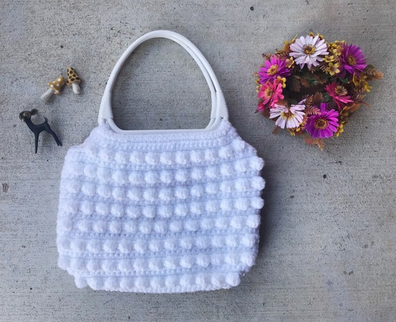 ooak vintage 60s White BOBBLE KNIT crochet PURSE l