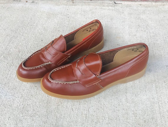 vintage 70s DEADSTOCK Brown Leather PENNY LOAFERS… - image 2