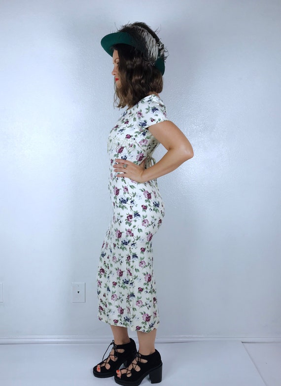 vintage 90s Cream FLORAL print Lace Trim MIDI DRE… - image 9