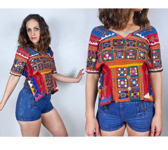 vintage COLORFUL Embroidered MIRRORED TOP xs/s op… - image 1
