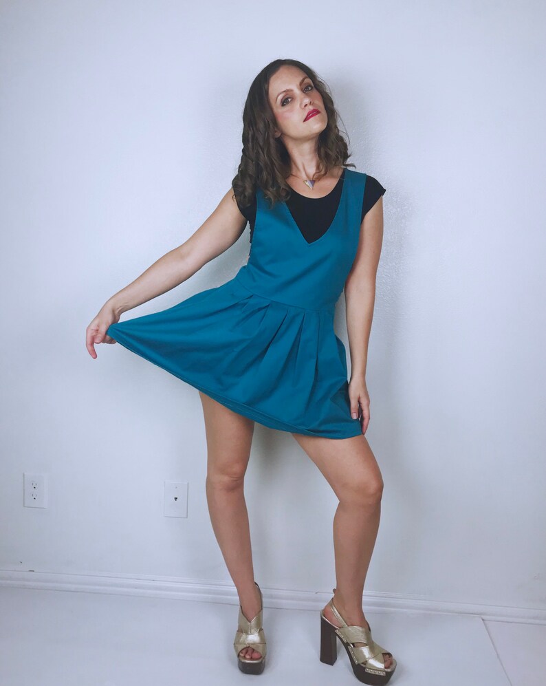 vintage 90s Turquoise PLEATED full skirt JUMPER mini dress Medium schoolgirl babydoll vintage 90s grunge dress overall dress pinafore dolly