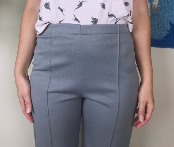 vintage 70s Light GRAY high waist BELLBOTTOMS med… - image 5