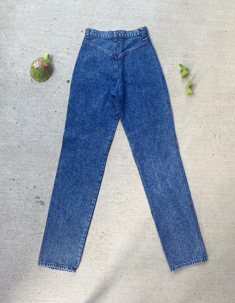 sz 24 vintage 80s HEART Acid Wash WRANGLER JEANS 25/xs tapered high waist mom jeans tall long western vintage Wrangler jeans rare med wash image 13